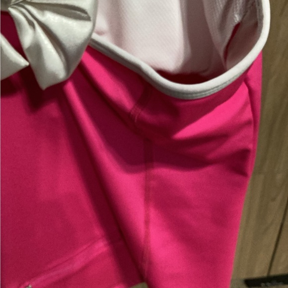 NWT golf or tennis top - Picture 6 of 11